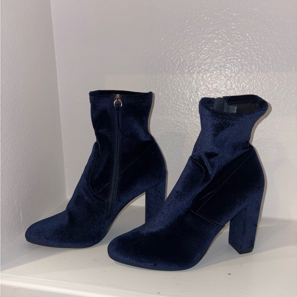 Steve Madden Navy Velvet Block Heel Ankle Boots - Picture 2 of 13